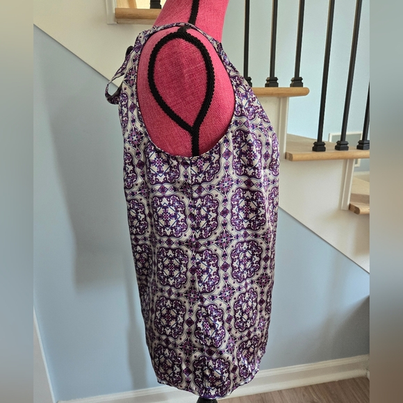 THE LIMITED Key Hole, Back Tie, Top - Size‎ Medium - Picture 4 of 9